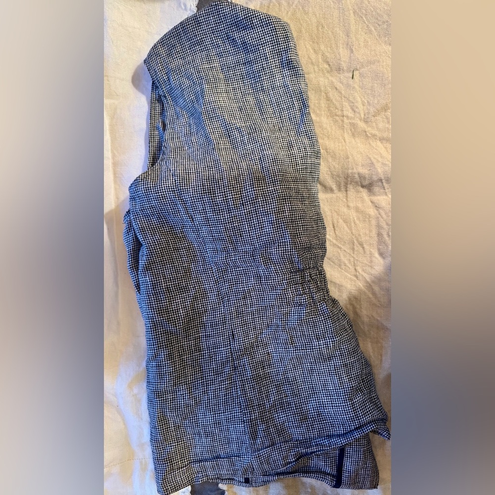 Black and White Checkered Sleeveless vest